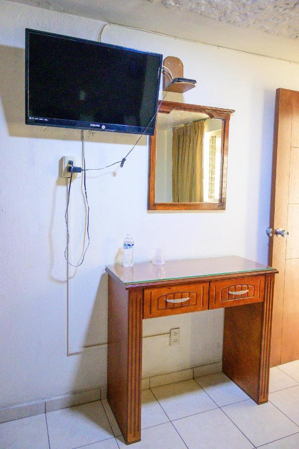 Hotel Acuario En Ocotlan Exteriér fotografie